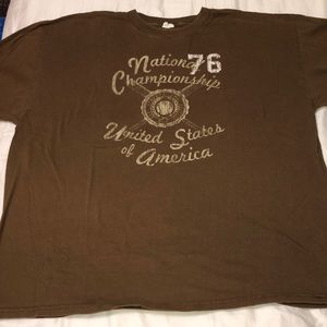 4/$15 men’s shirt